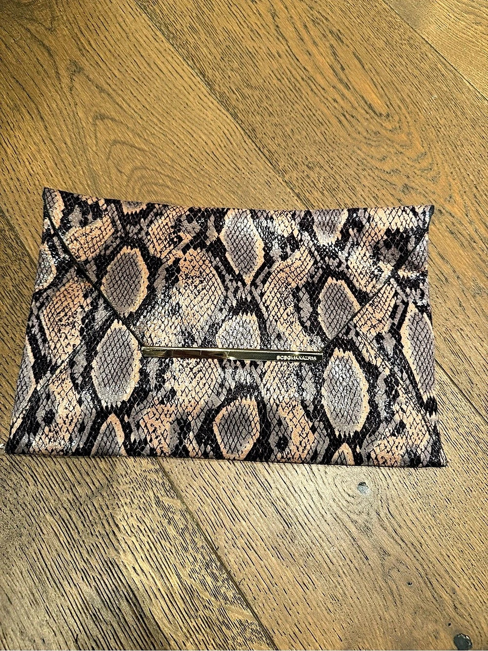 BCBGMAXAZRIA Faux Snakeskin Envelope Clutch Brown & Black